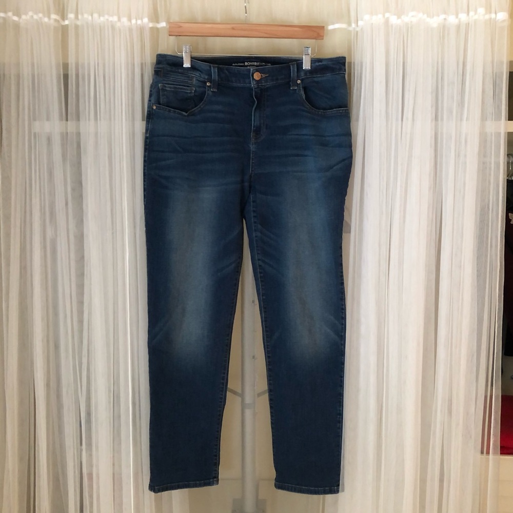 Chico’s Platinum Boyfriend Jeans 2R